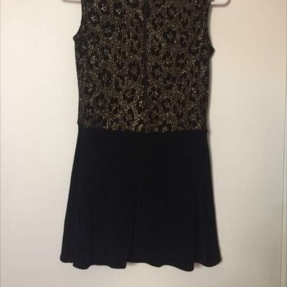 Skating dress - Picture 3 of 3